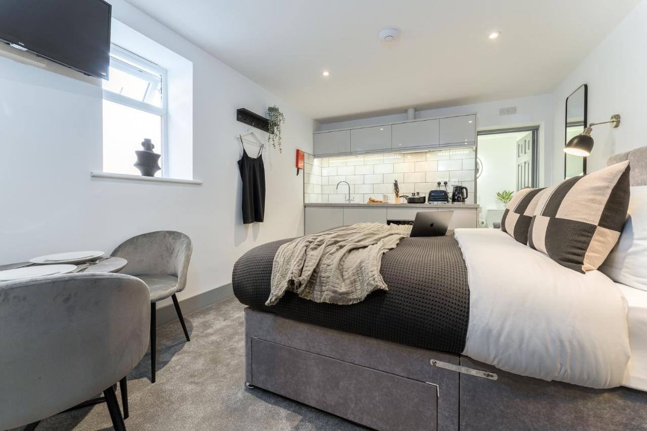 The Madison - Premium Self Check-In Studios & Apartments Southampton Buitenkant foto