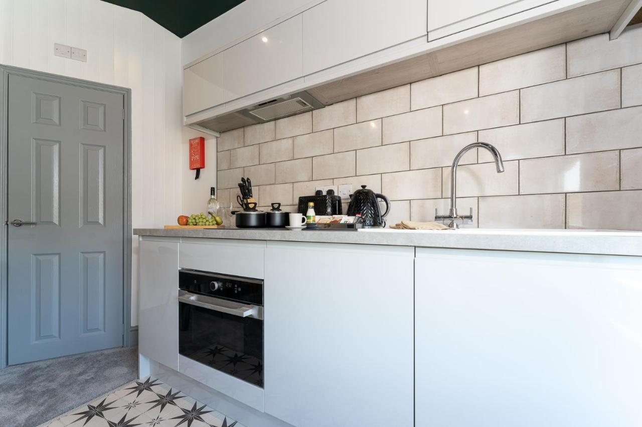 The Madison - Premium Self Check-In Studios & Apartments Southampton Buitenkant foto