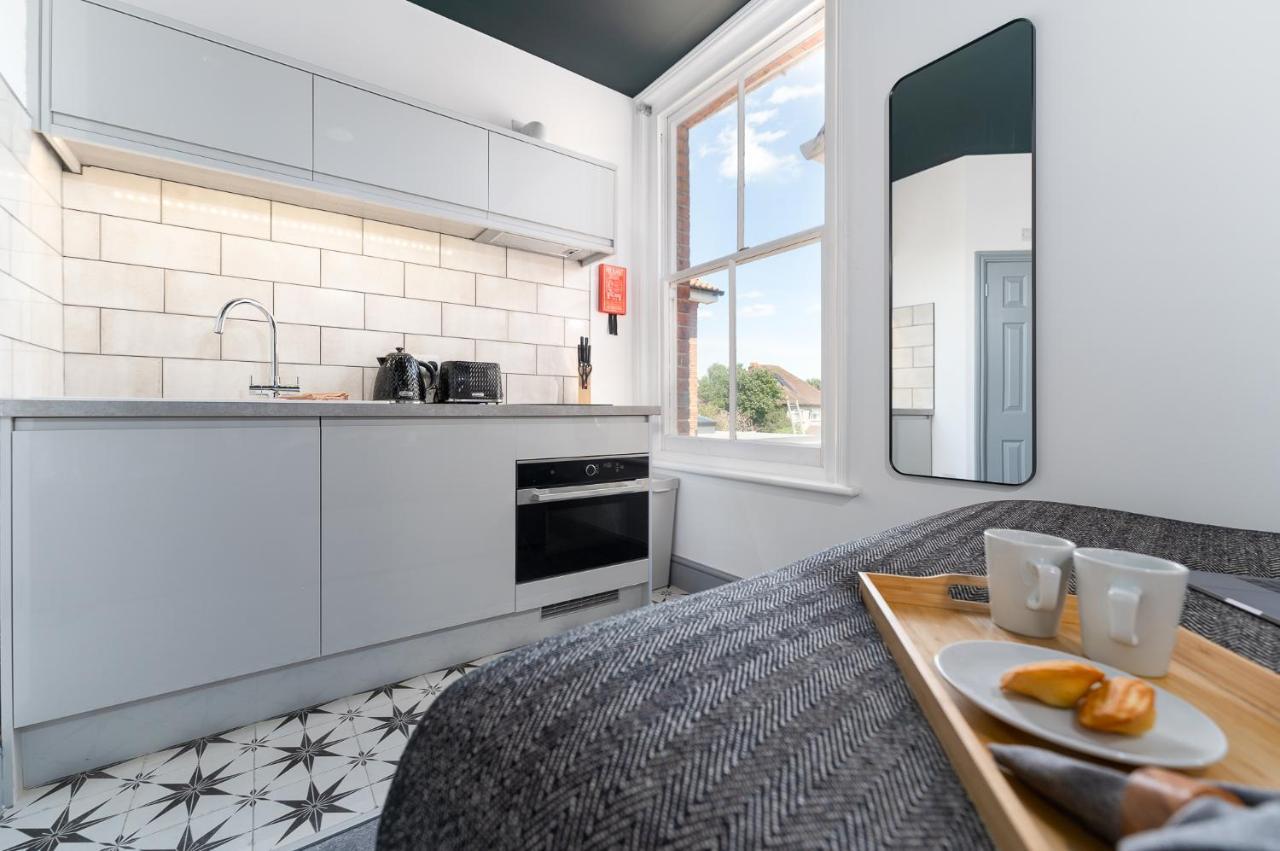The Madison - Premium Self Check-In Studios & Apartments Southampton Buitenkant foto