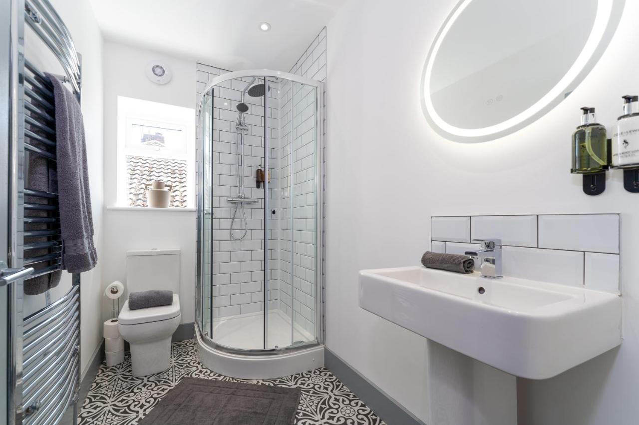 The Madison - Premium Self Check-In Studios & Apartments Southampton Buitenkant foto