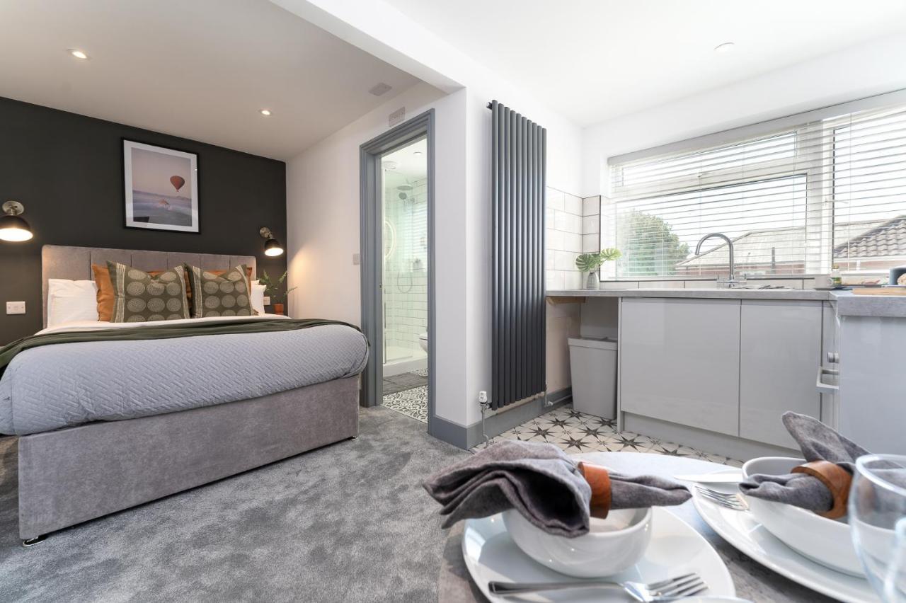 The Madison - Premium Self Check-In Studios & Apartments Southampton Buitenkant foto