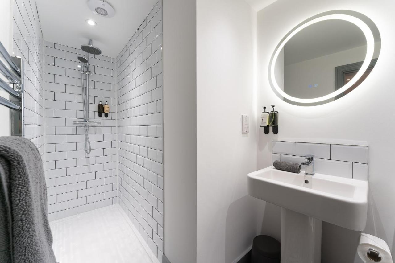 The Madison - Premium Self Check-In Studios & Apartments Southampton Buitenkant foto